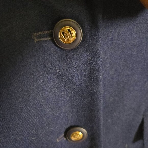 Pendleton 100% Virgin Wool Navy Blue Classic 2 Crested Button Blazer Size 12 - Picture 3 of 6